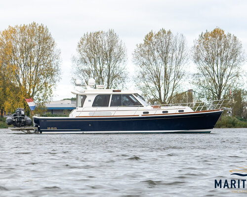 Grand Banks Eastbay 45 SX 'BLUE COLLAR'